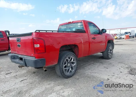 2008 Chevrolet Silverado 1500 Work Truck z USA, uszkodzony, nr VIN 1GCEC14X08Z140762